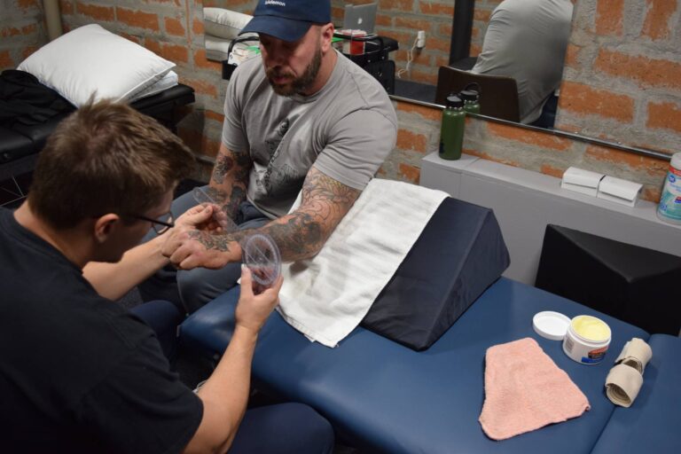 Bar Physical Therapy working with an athlete.